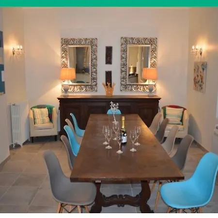 Villa Le Petit Chateau